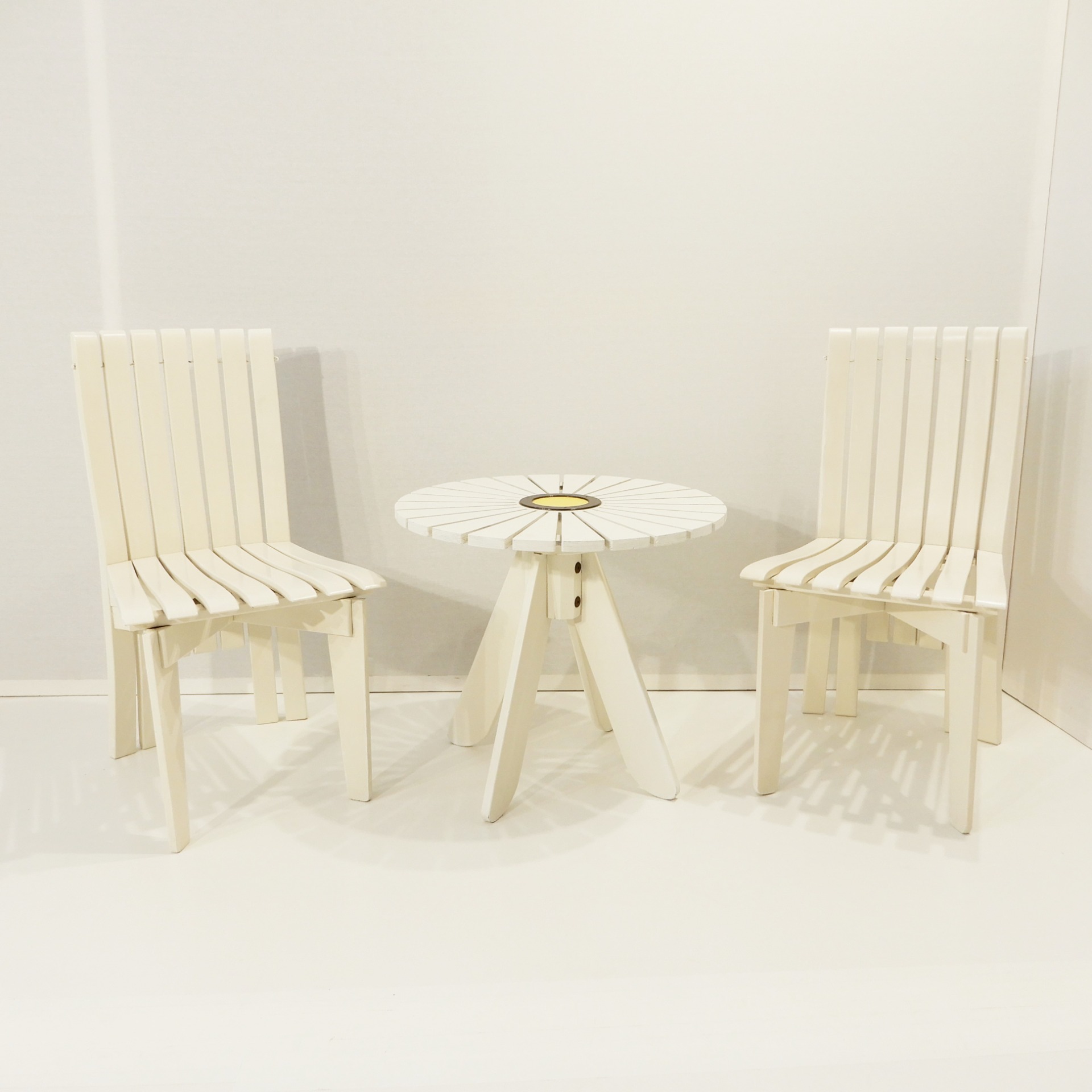 artek-aalto-aurinkop-yt-2-aurinkotuoli-valkoinen
